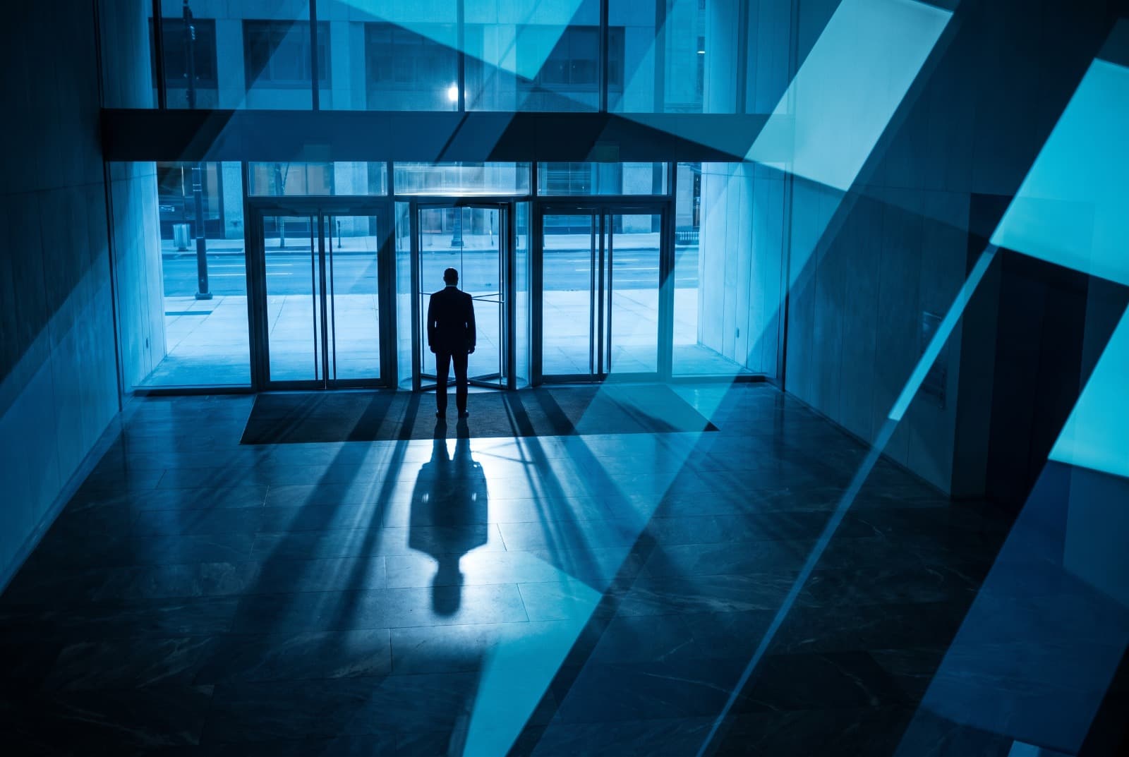 The Market Entry Trap: Why Early Success Can Be Misleading